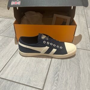 Gola Women’s Navy Canvas Sneaker